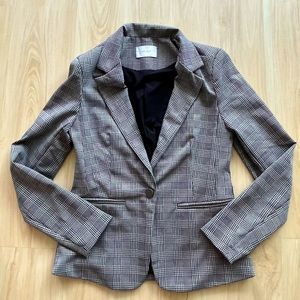 Neo Noir blazer. Patterned. Size small